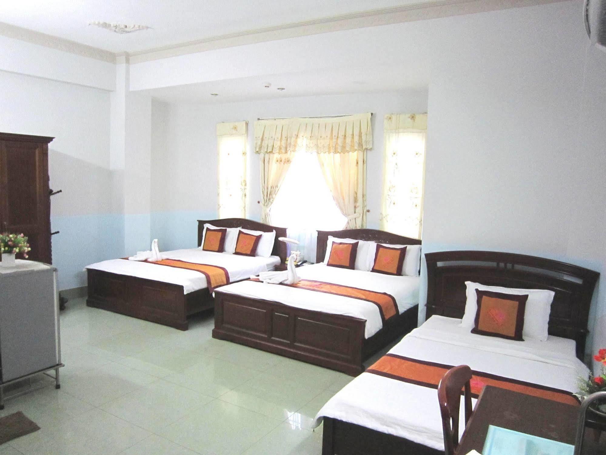 Thanh Hong Hotel Hô Chi Minh-Ville Extérieur photo