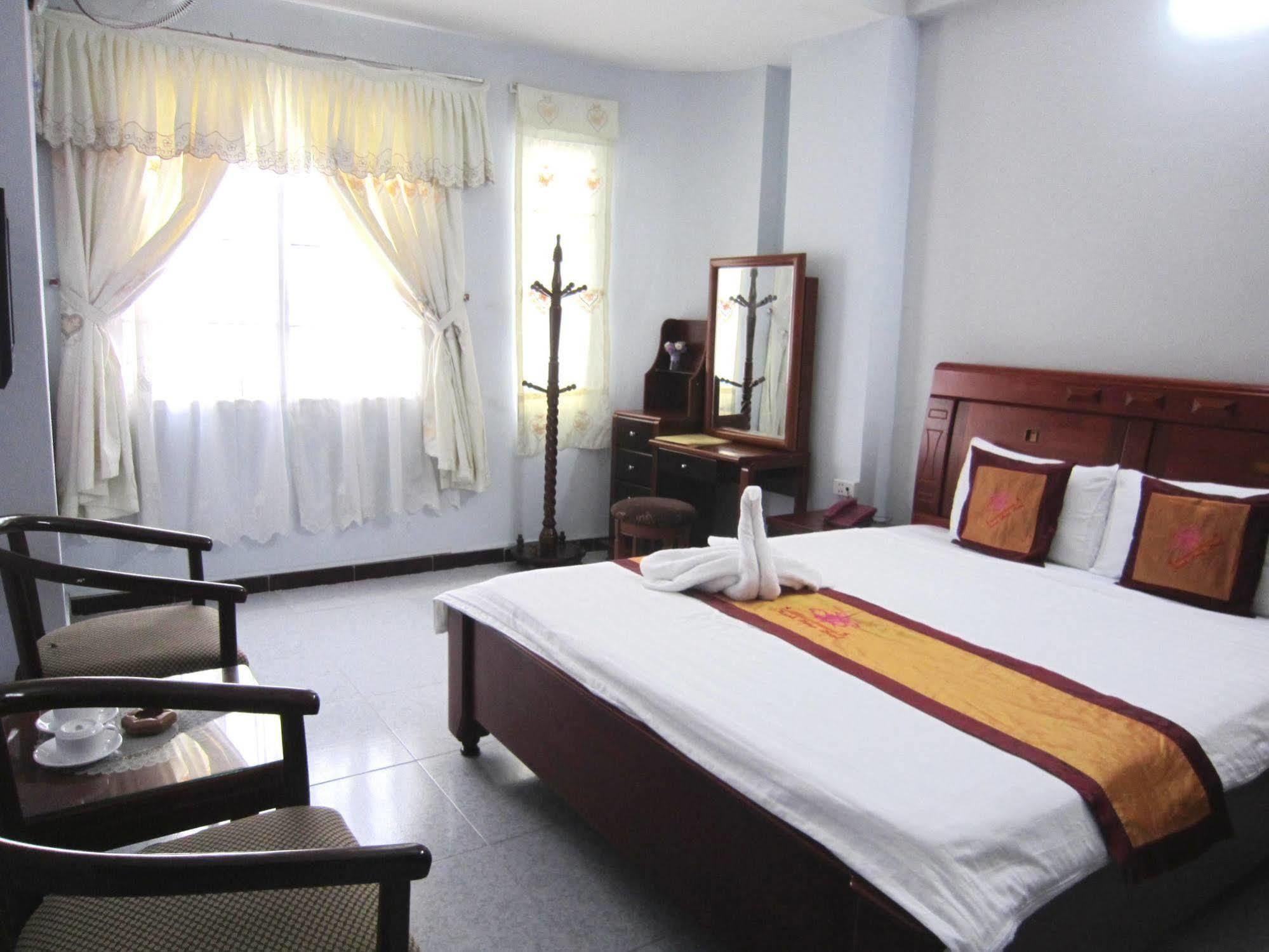 Thanh Hong Hotel Hô Chi Minh-Ville Extérieur photo