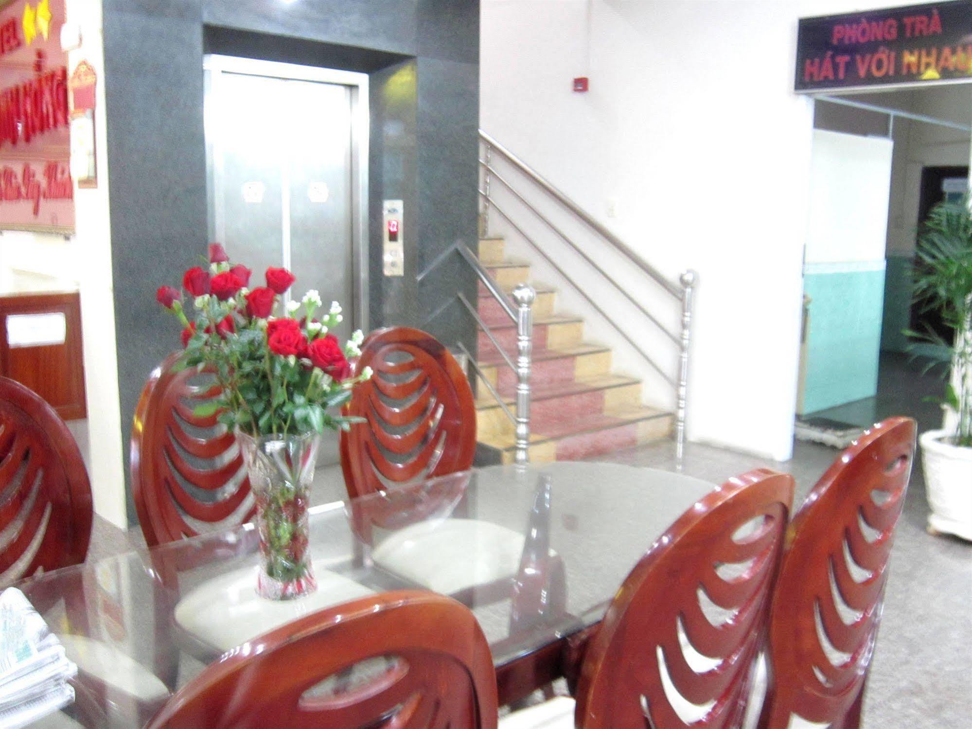 Thanh Hong Hotel Hô Chi Minh-Ville Extérieur photo